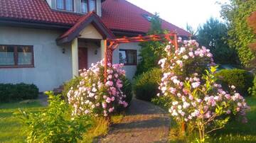 Фото номера Улучшенная вилла Виллы Comfortable house with garden г. Mańki 58